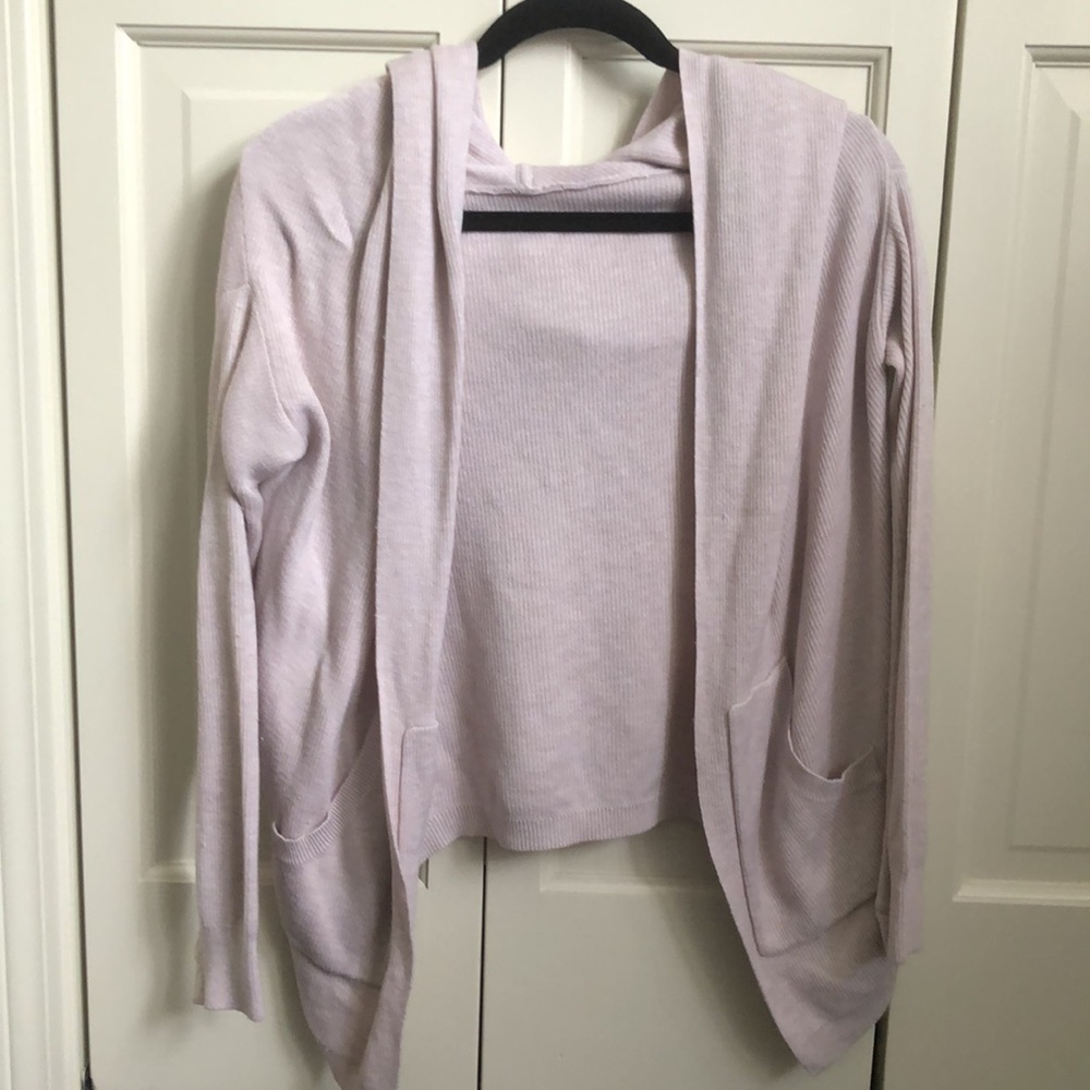 Lululemon - Picture 3 of 4